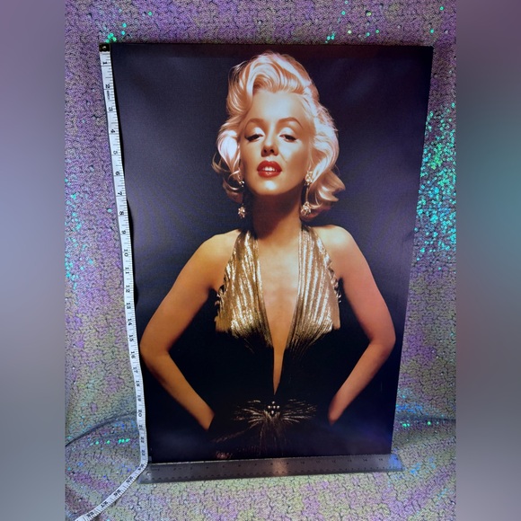 Glamorous Gold and Black Marilyn Monroe Wall Art - Picture 3 of 5